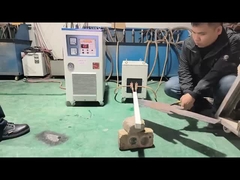 Fabrique de machines de durcissement par induction et de traitement thermique pour divers couteaux
