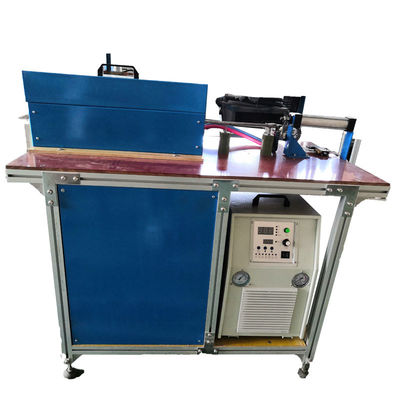 Fourniture de forgeage par induction à haute température avec système de contrôle informatisé