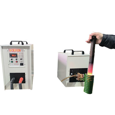 Équipement de chauffage par induction à haute fréquence avec conception compacte