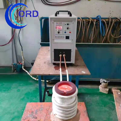 Bon prix Équipement de fusion par induction à moyenne fréquence en four avec 5 kg pour la fusion d'or, d'argent, de laiton, de cuivre, de bronze, d'acier, de fonte, etc. (HF-25KW) en ligne