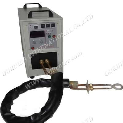 Machine de chauffage par induction manuelle facile à utiliser pour soudage, recuit, fusion, trempe de métaux de 25 kW