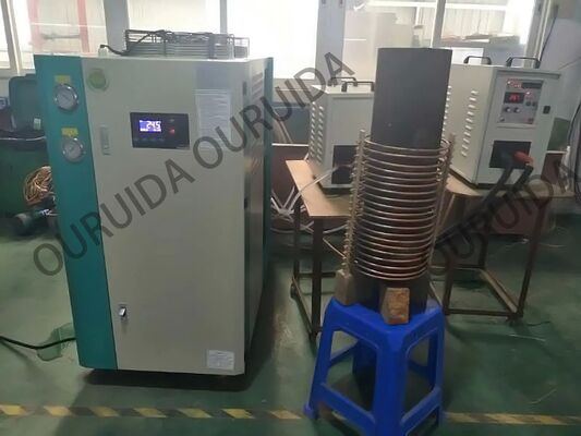 Bon prix Machine de chauffage par induction de 40 kW HF-40AB avec cycle de travail à 100% à une fréquence de 30 à 80 kHz et certifiée CE en ligne