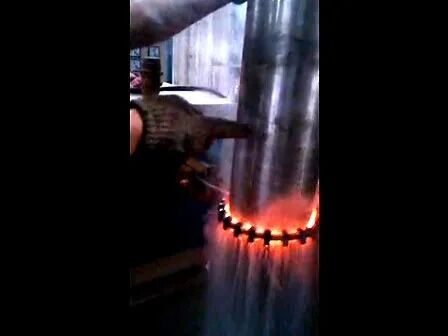 Bon prix Machine de chauffage par induction numérique IGBT de conception et de production chinoises pour le cintrage de tuyaux/plaques en acier inoxydable ou en acier en ligne