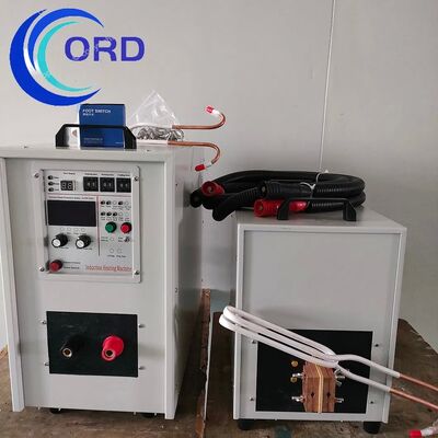 Bon prix Machine d'équipement de chauffage par induction de fournisseur chinois pour le forgeage à chaud des boulons et des écrous Sf-40kw en ligne