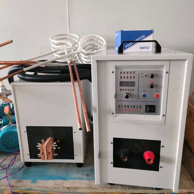 Bon prix Machine de chauffage par induction pour chauffage de tous les métaux, forgeage à chaud, brasage, étanchéité, fusion Sf-40kw en ligne